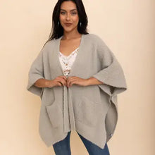 Load image into Gallery viewer, Boucle Poncho (One-Size)