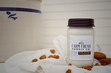 Load image into Gallery viewer, Gingersnap Scented Soy Mason Jar Candle