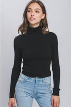 Load image into Gallery viewer, Slim Fit Turtleneck Sweater
