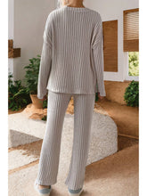 Load image into Gallery viewer, Knit V Neck Slouchy Two-Piece Outfit
